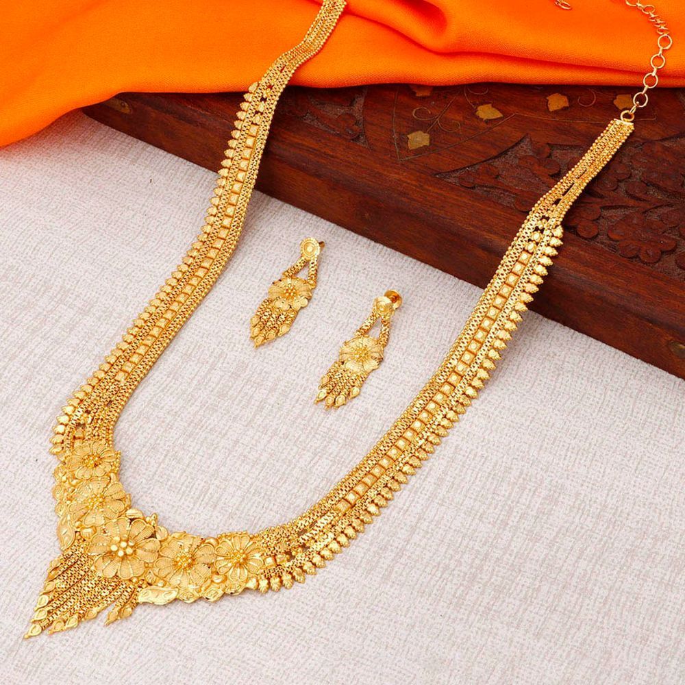 Sukkhi Lavish 24 Carat Gold Plated Rani Haar Long Haram Necklace ...