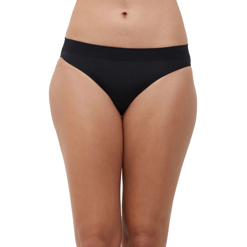Buy Wacoal B-Smooth Low Waist Medium Coverage Solid Bikini Panty - Black  Online