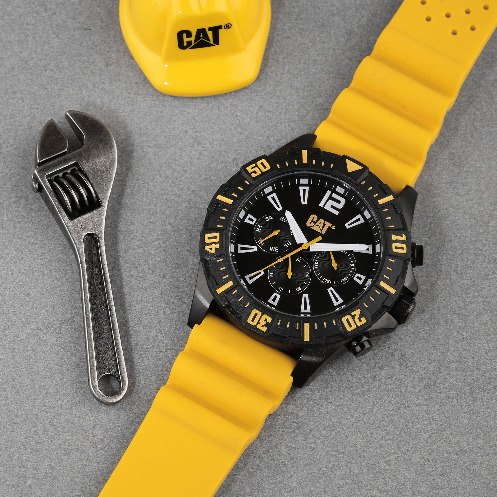 LF.111.25.537 Groovy Grey Yellow Watch | Catwatches.com