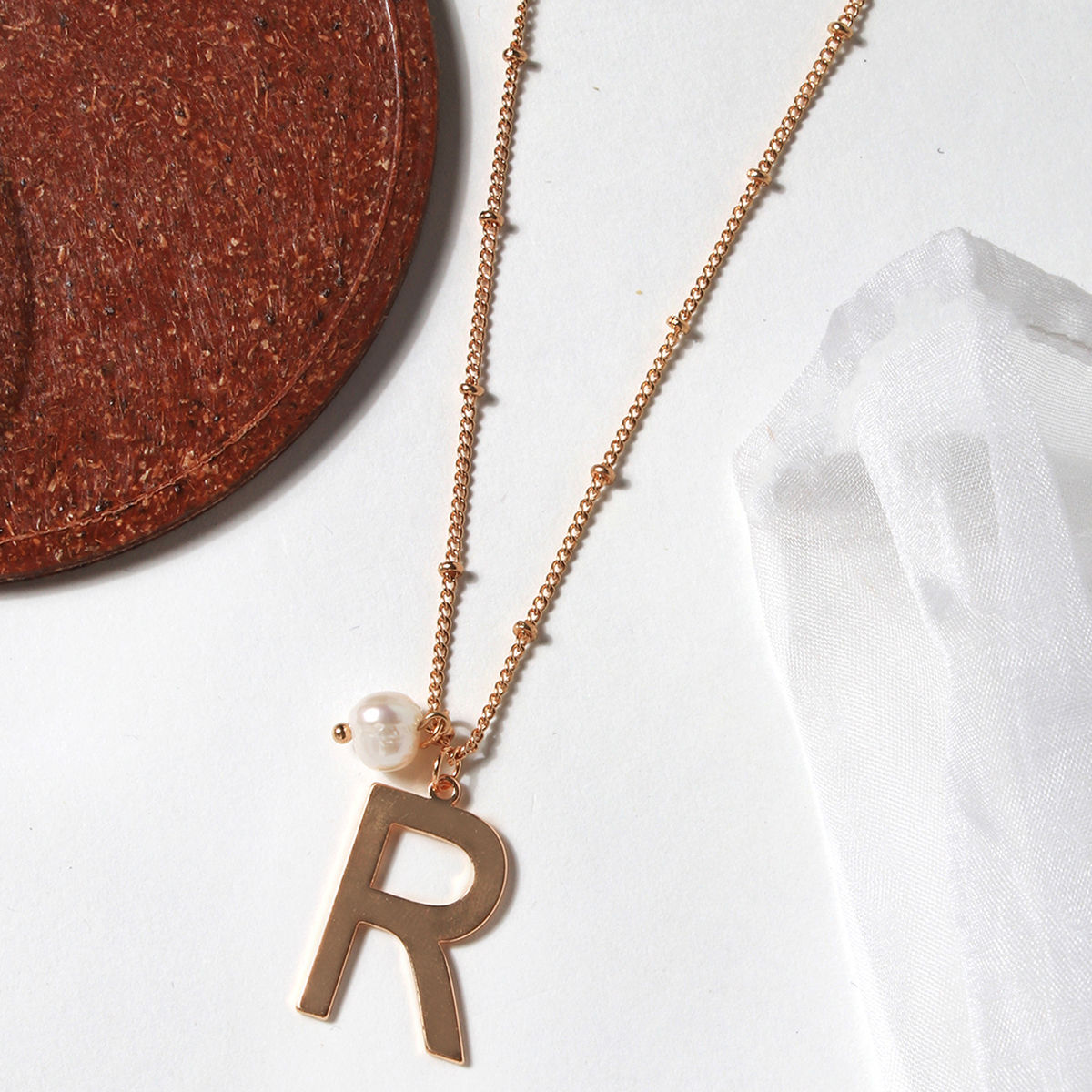 Toniq Gold Alphabet R Personalized 