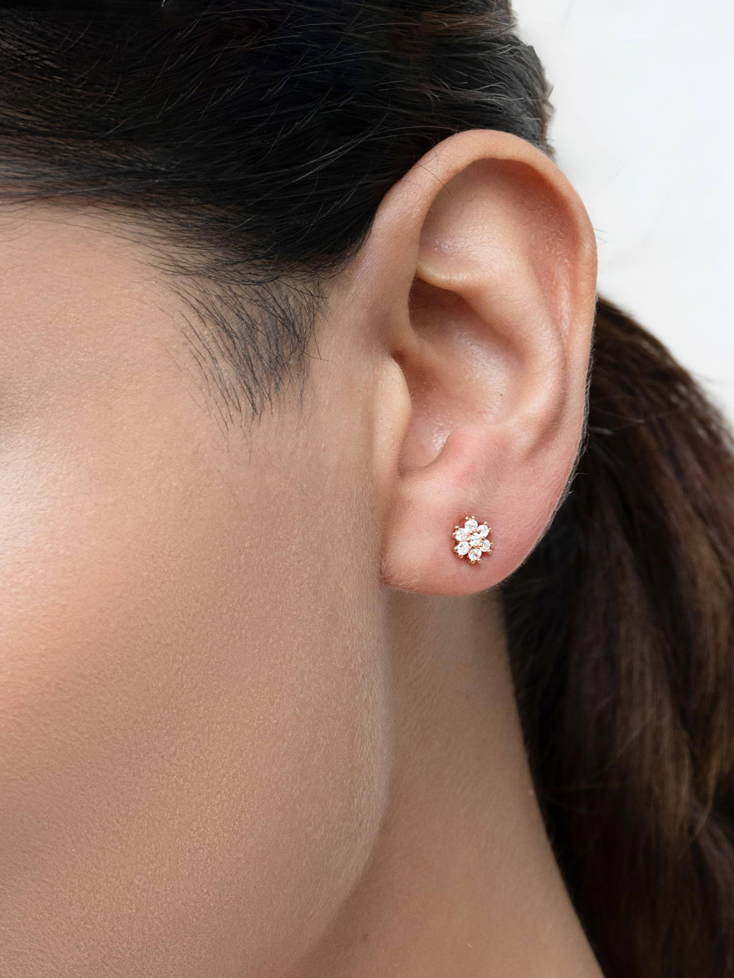 RACHIVA 925 Sterling Silver Rose Gold Daisy Stud Earrings