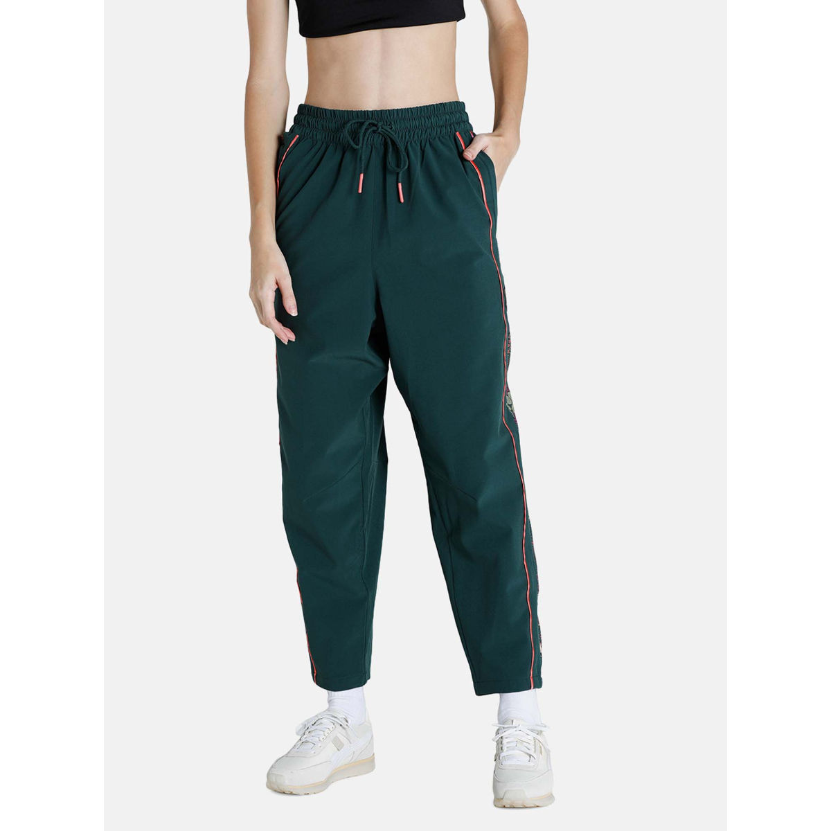 Amazon.com: Womens Sweatpants with Pockets Loose Cinch Bottom Straight Track  Pants with Pockets Baggy High Waisted Joggers A-Blue : Clothing, Shoes &  Jewelry
