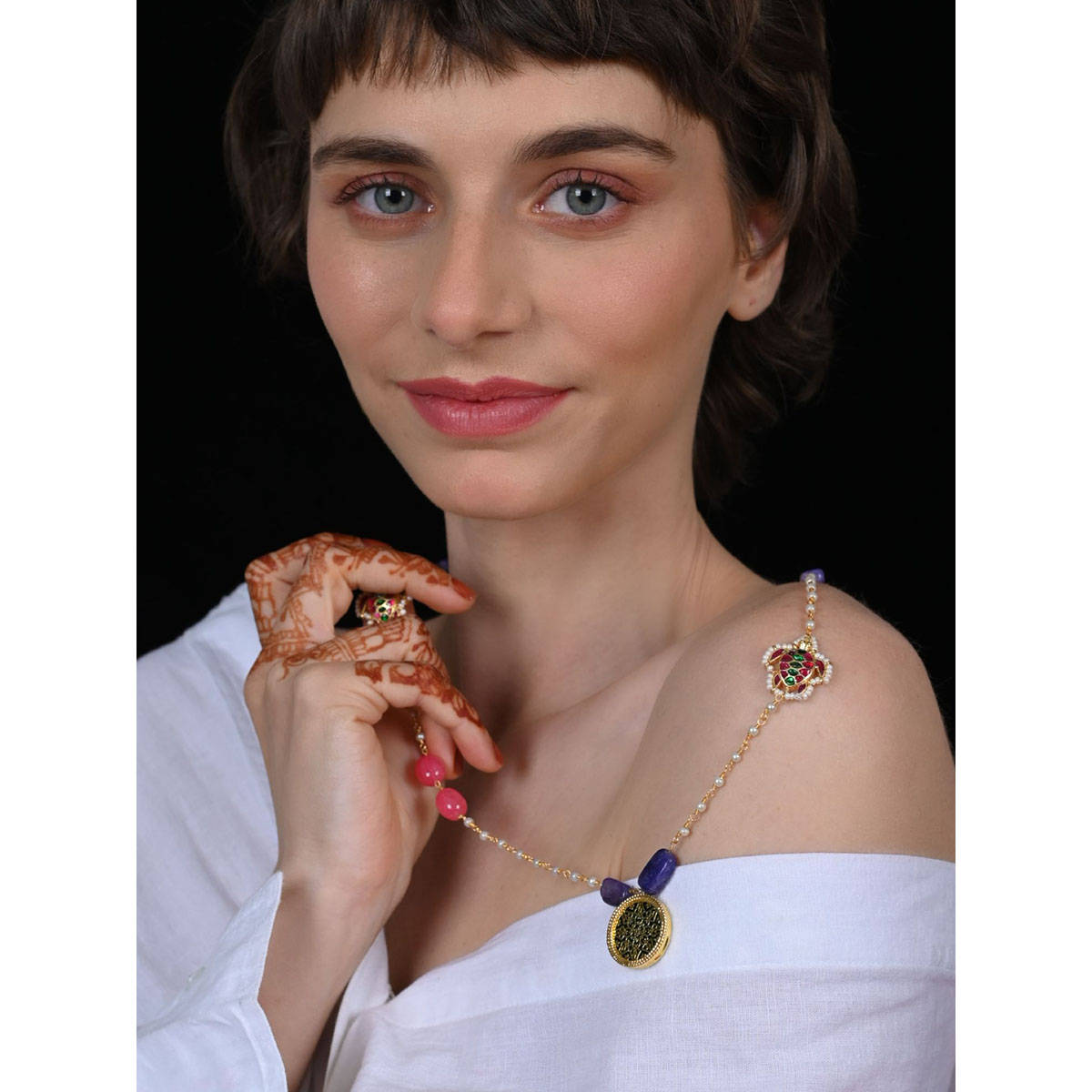 Shlok Jewels Women Multi-Color 18K Gold Plated Jadau Kundan Necklace