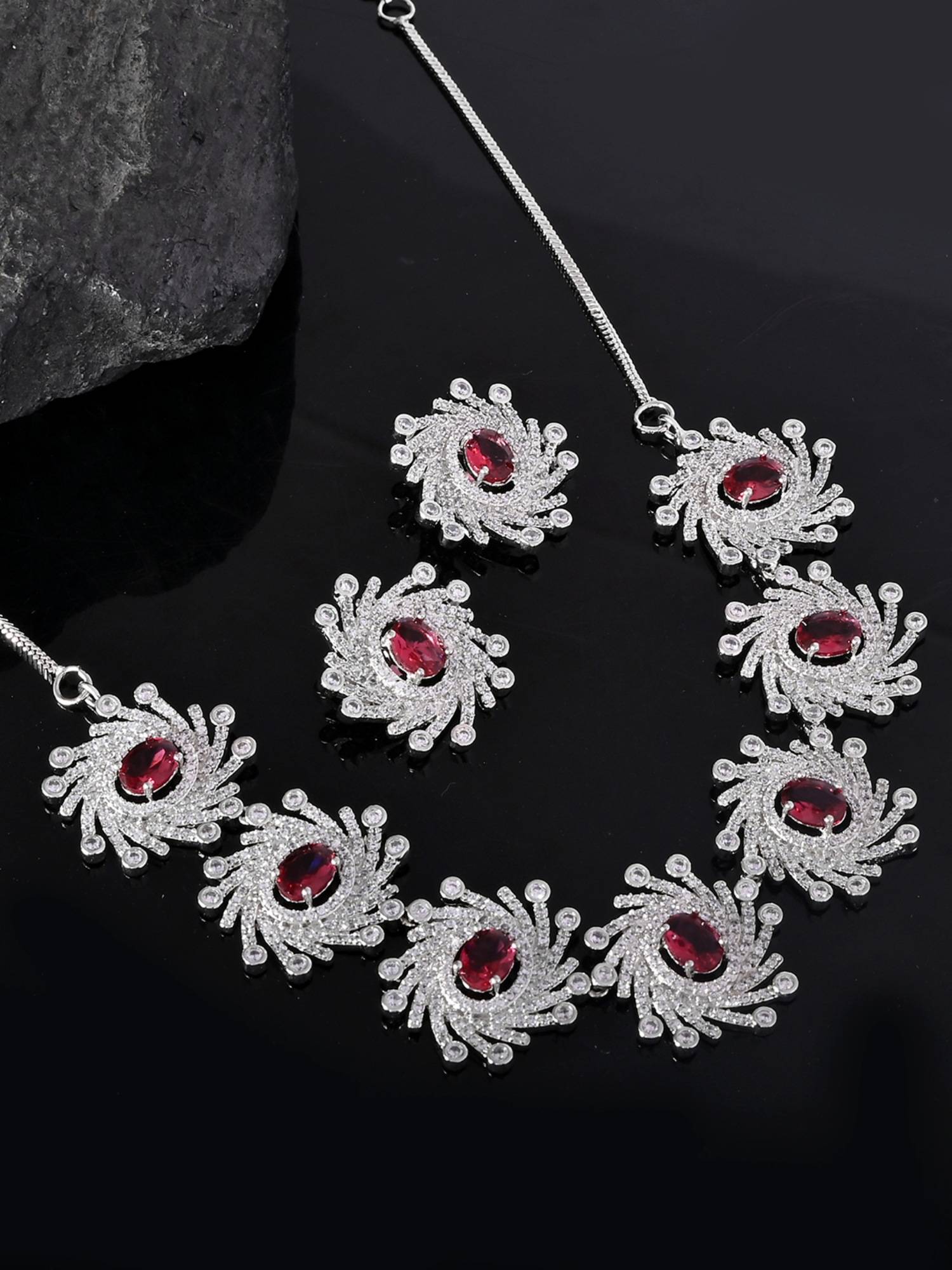 Voylla Fireworks Magenta Magic Jewellery Set