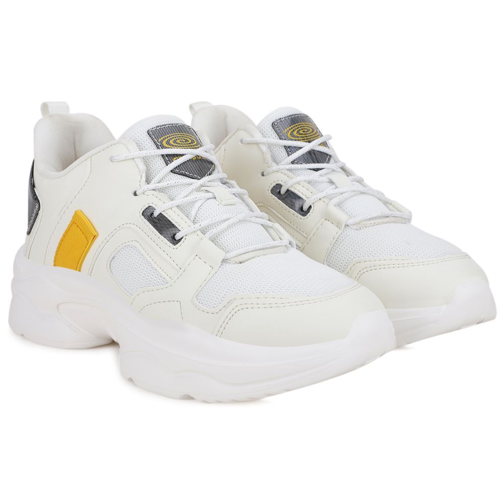 Buy Campus Brownie Off White Running Shoes Online