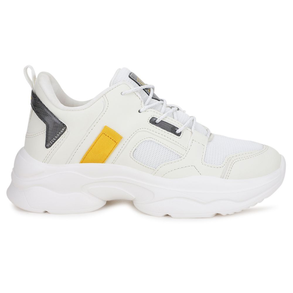 Buy Campus Brownie Off White Running Shoes Online