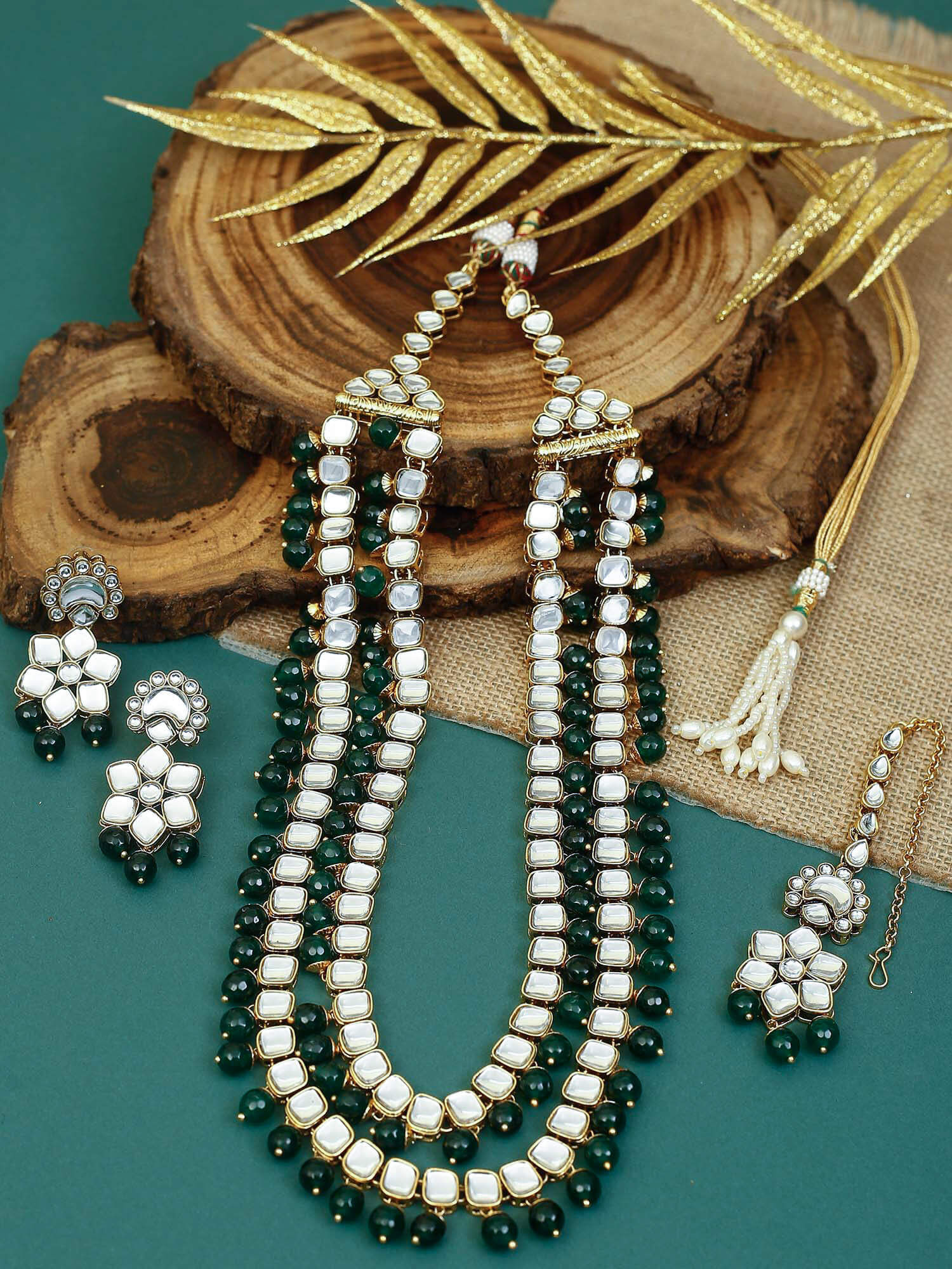 Emerald Arpita Layered Necklace Set 