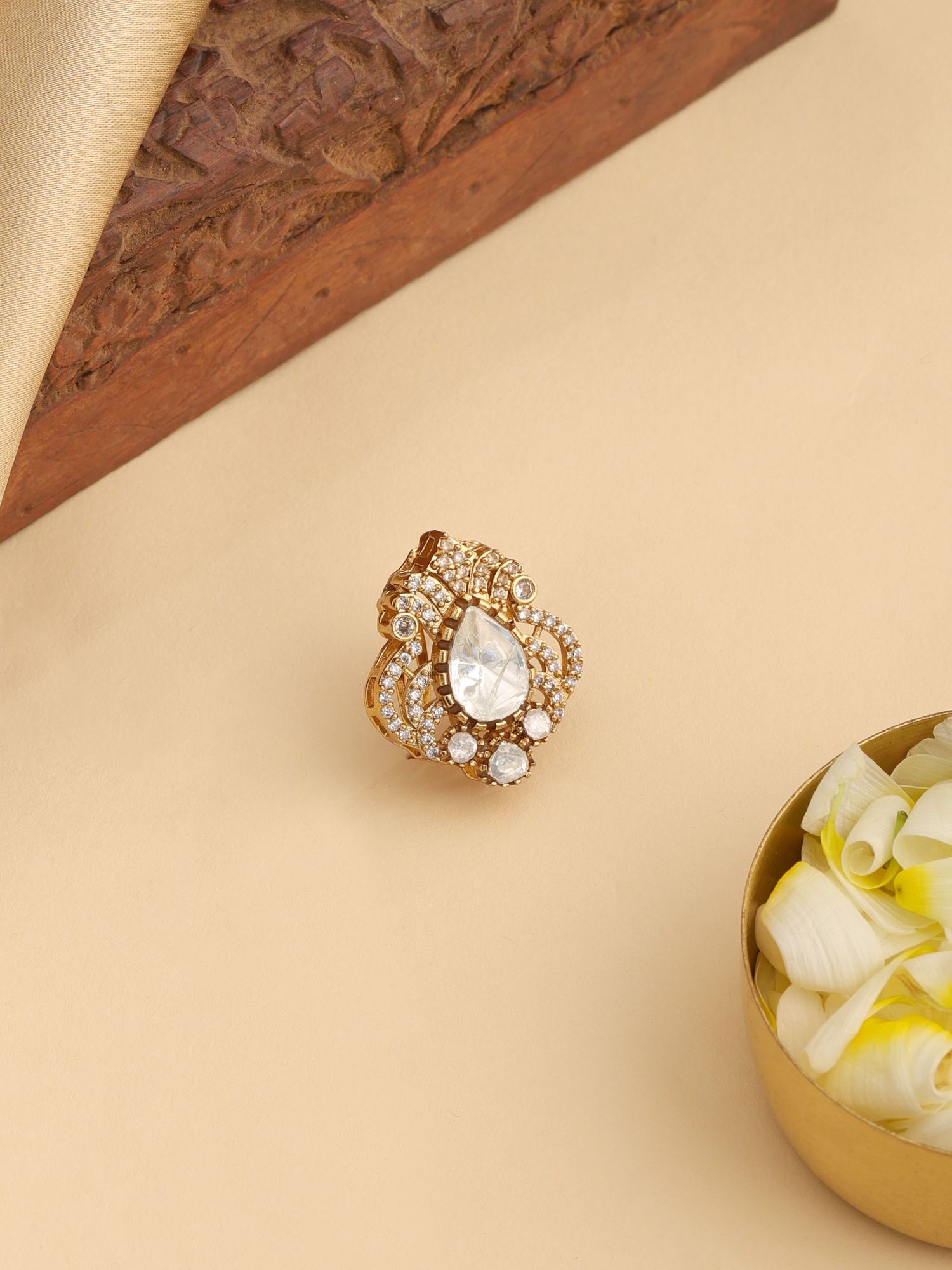Buy Ruby Raang Studio Queen Aura Hair Pin Online