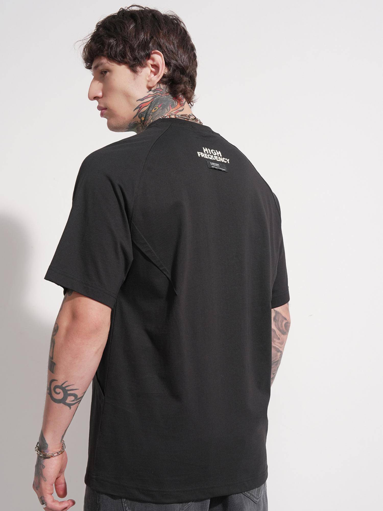 Buy HIGHLANDER Men Black Crew Neck Oversized Drop Shoulder T-Shirt Online