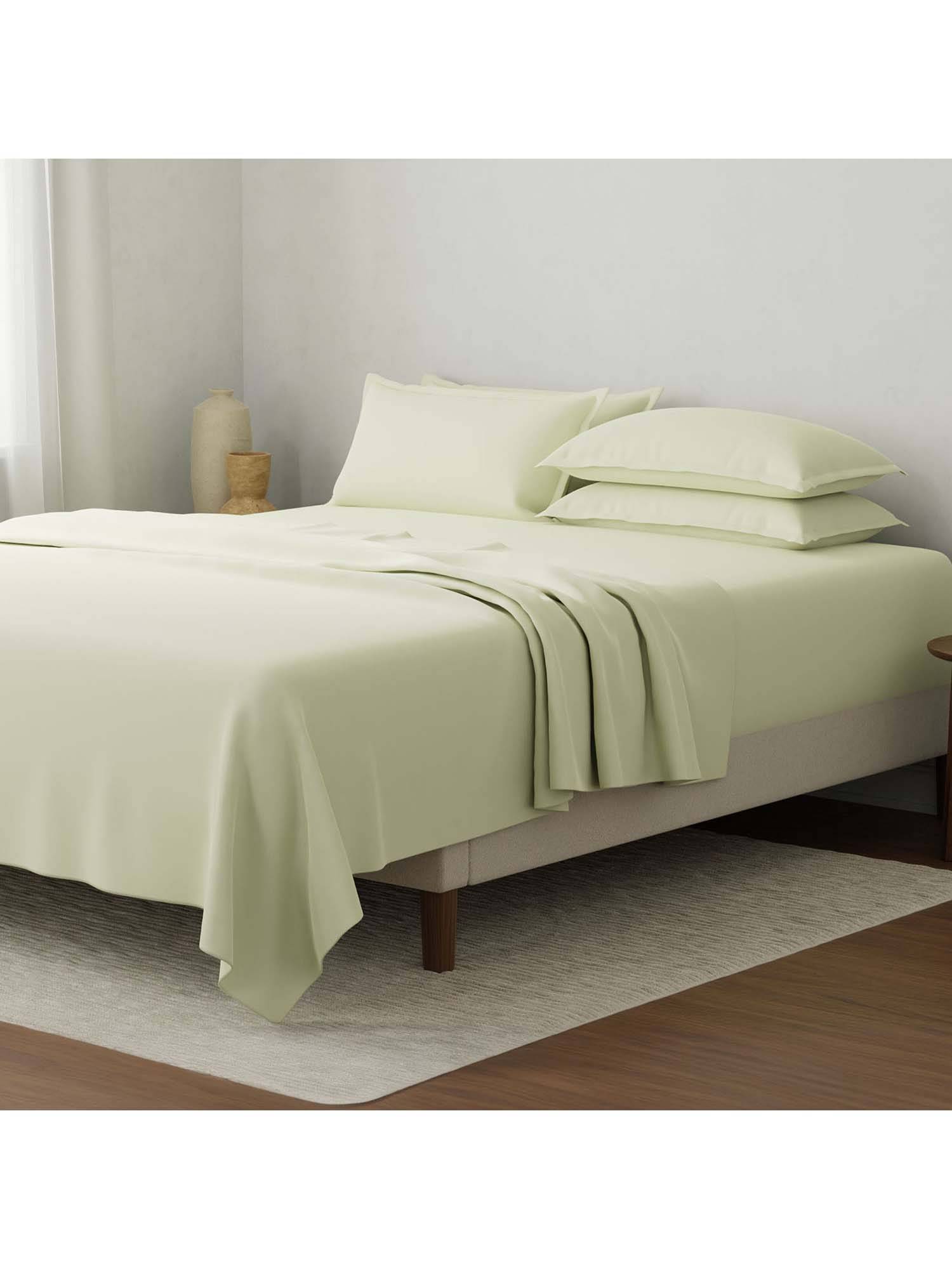 Boutique Living Natures Bamboo Cotton 180TC Cream Solid Bedsheet with 2 Pillow Covers (King)