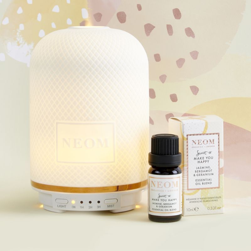 Neom Organics Jasmine, Bergamot & Geranium Essential Oil Blend Buy