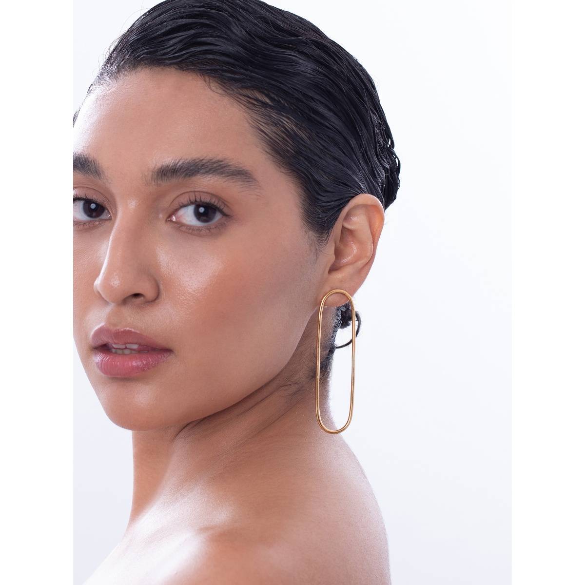 Ethnic Andaz Women Sleek Oval Earrings Gold