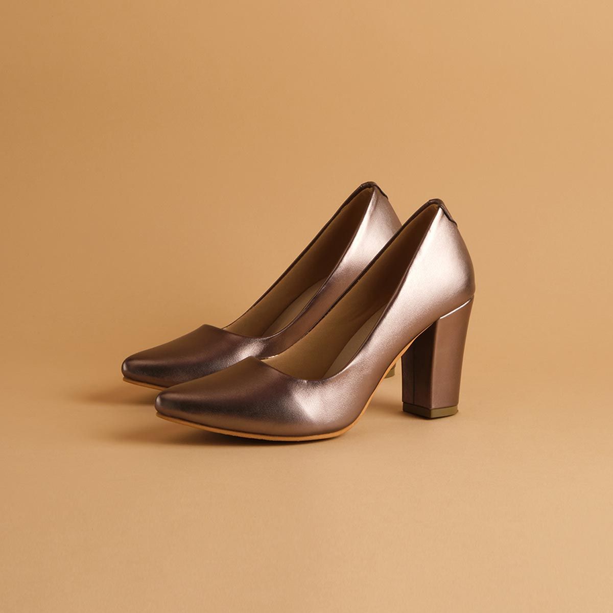 Eridani Solid Gunmetal Meghan Pumps Buy Eridani Solid Gunmetal Meghan