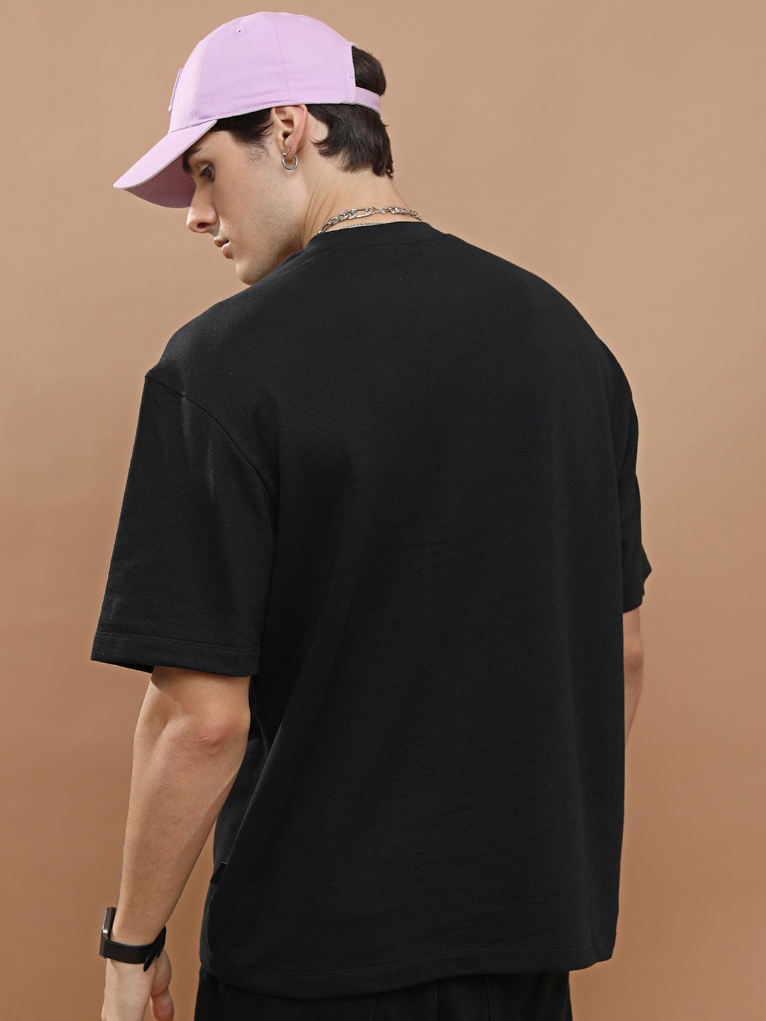 Buy HIGHLANDER Unisex Black Graphic T-Shirt Online