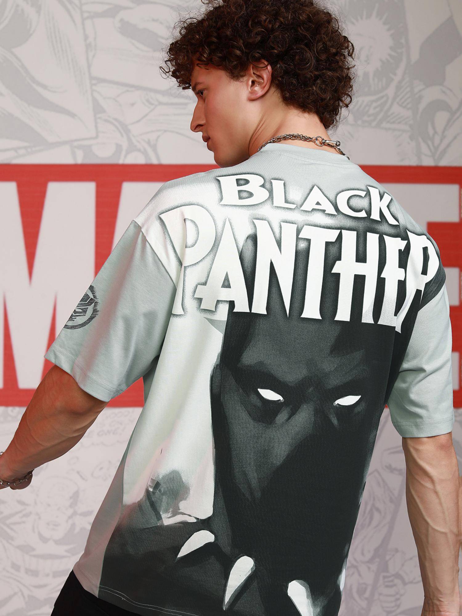 Buy HIGHLANDER Men Green Character T-Shirt Online