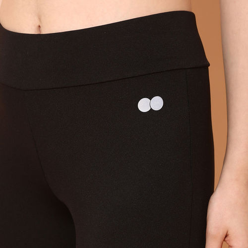 Buy Clovia Snug-Fit High-Rise Active Tights In Black Online