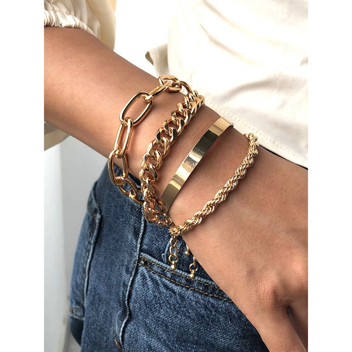 Yellow Chimes Women GoldPlated Link Bracelet Set of 4 Buy Yellow Chimes  Women GoldPlated Link Bracelet Set of 4 Online at Best Price in India   Nykaa