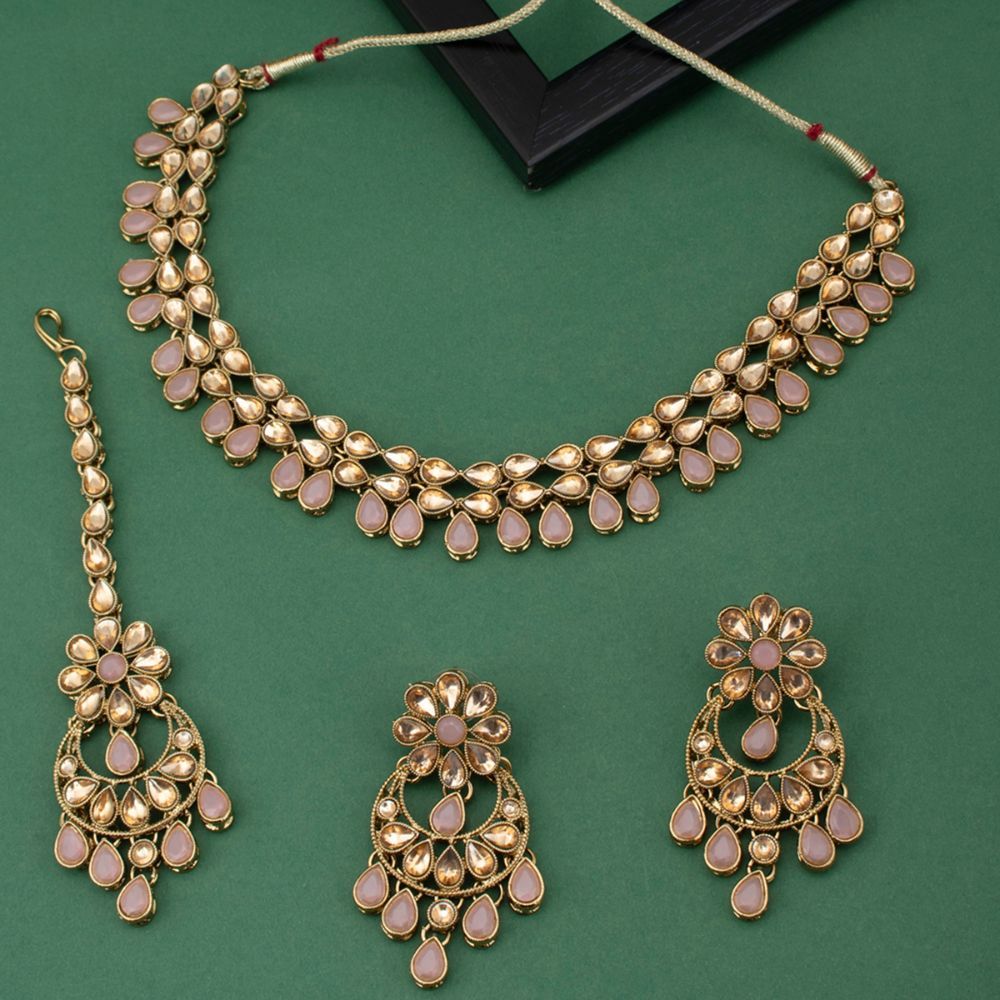 Sukkhi Delicate Lct Gold Plated Choker 