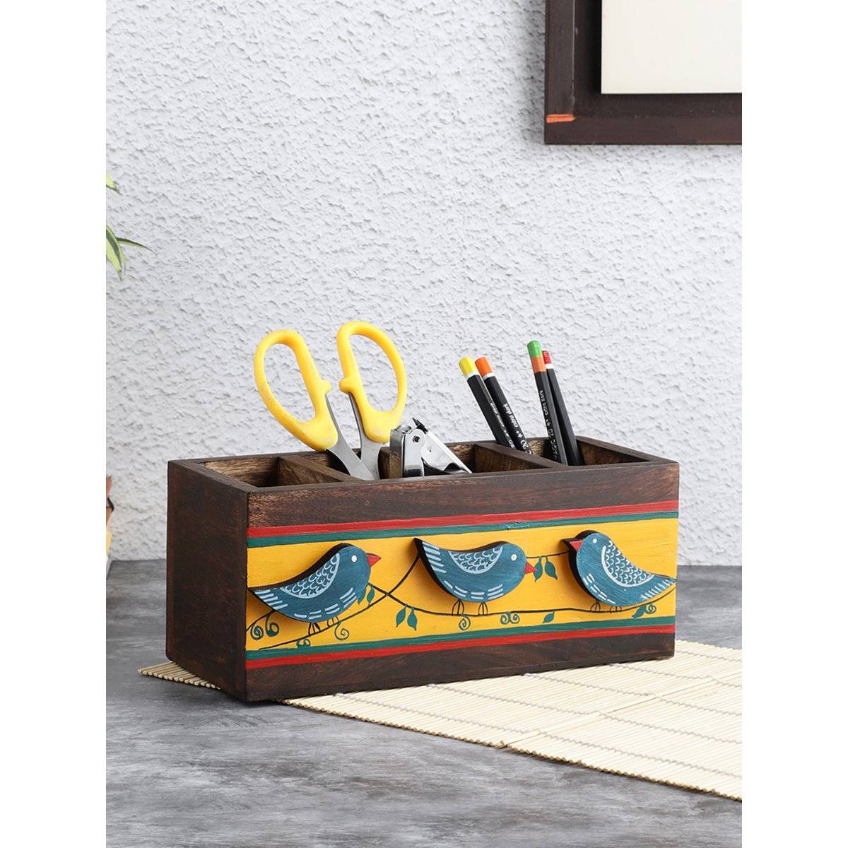 VarEesha Neel Hand Painted Bird Mango Wood Desk Organizer Pen Holder