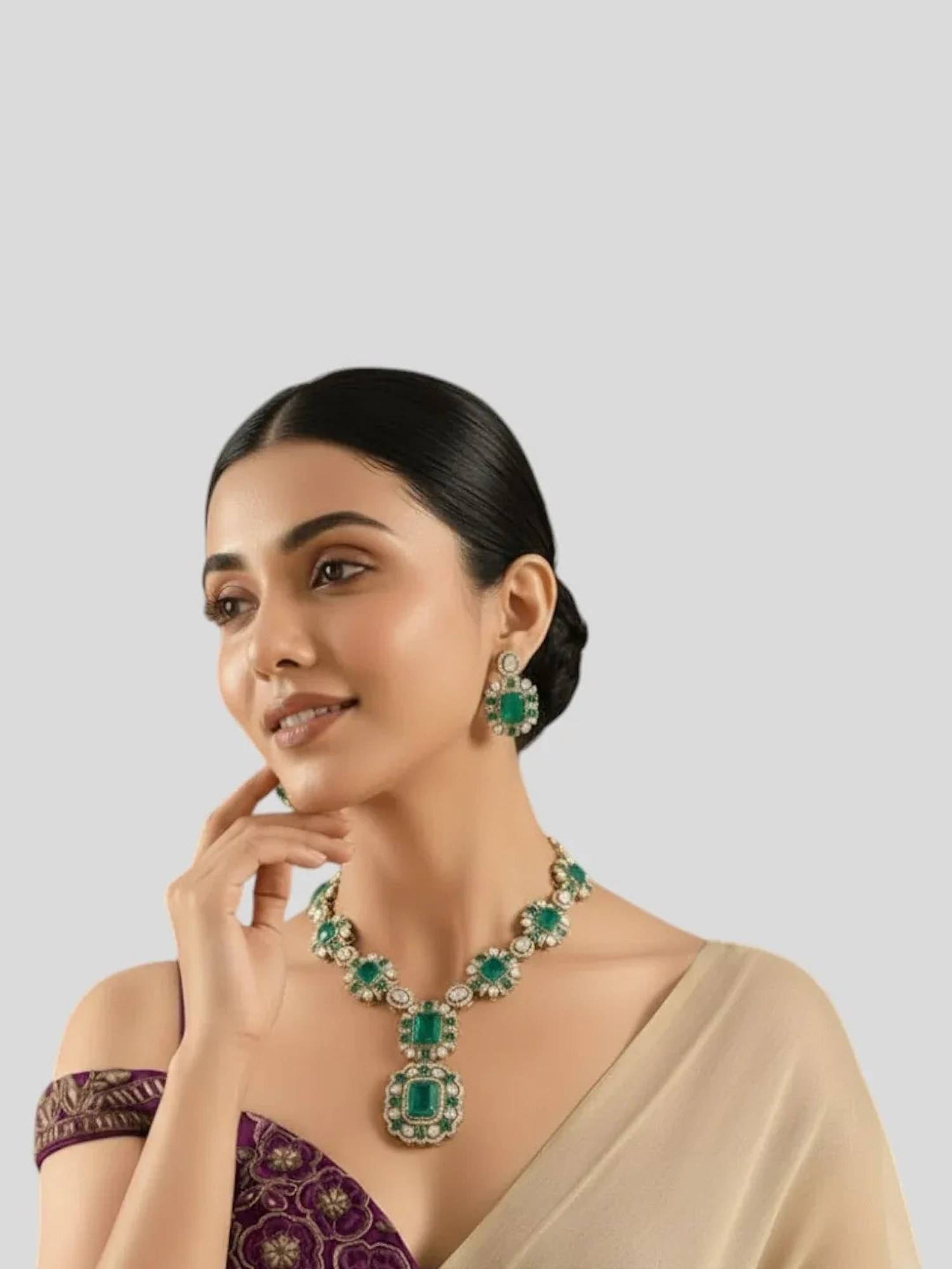 Auraa Trends Emerald Green Kundan Necklace With Earrings