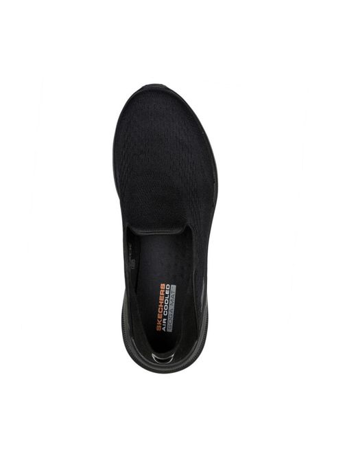 SKECHERS Go Walk Traverse Black Walking Slip On