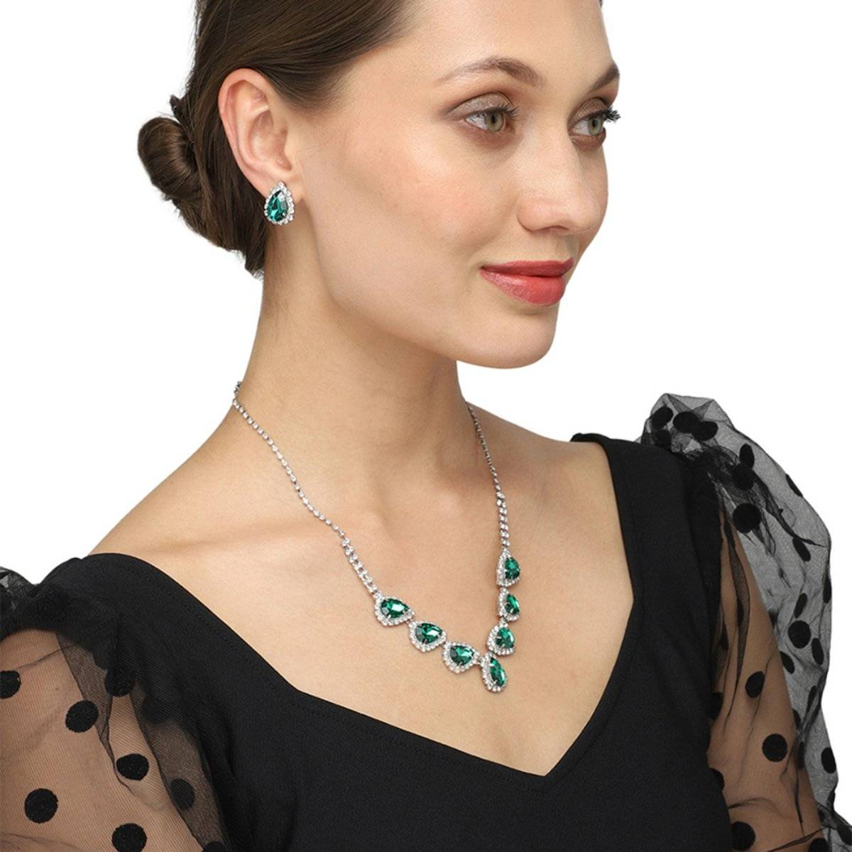 Yellow Chimes Silver Plated crystal Studded Classic Design Jewellery Set
