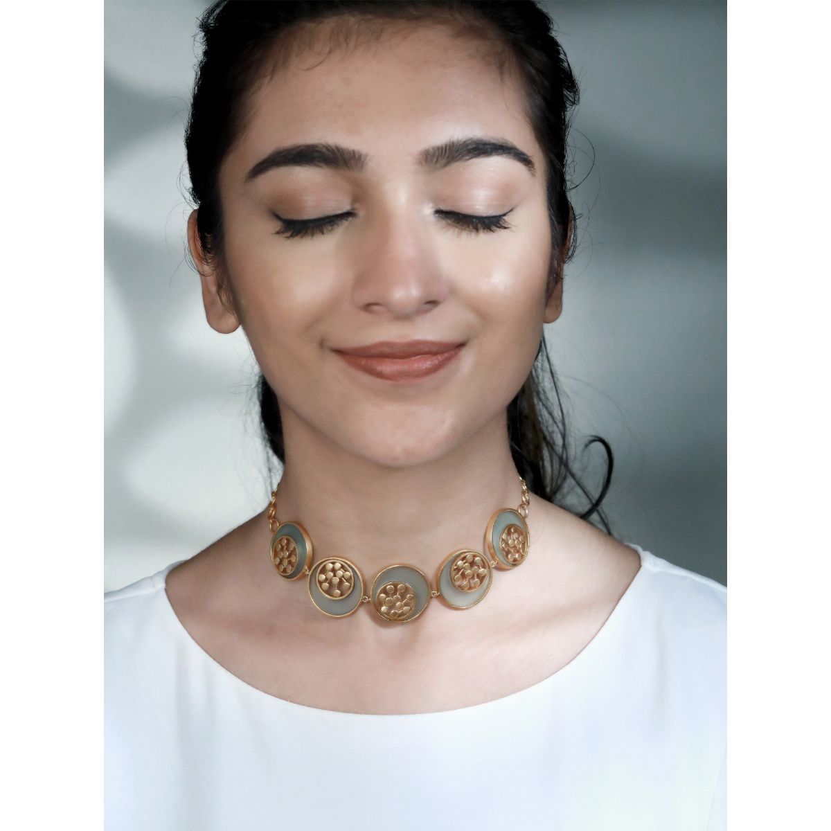 suhani pittie choker