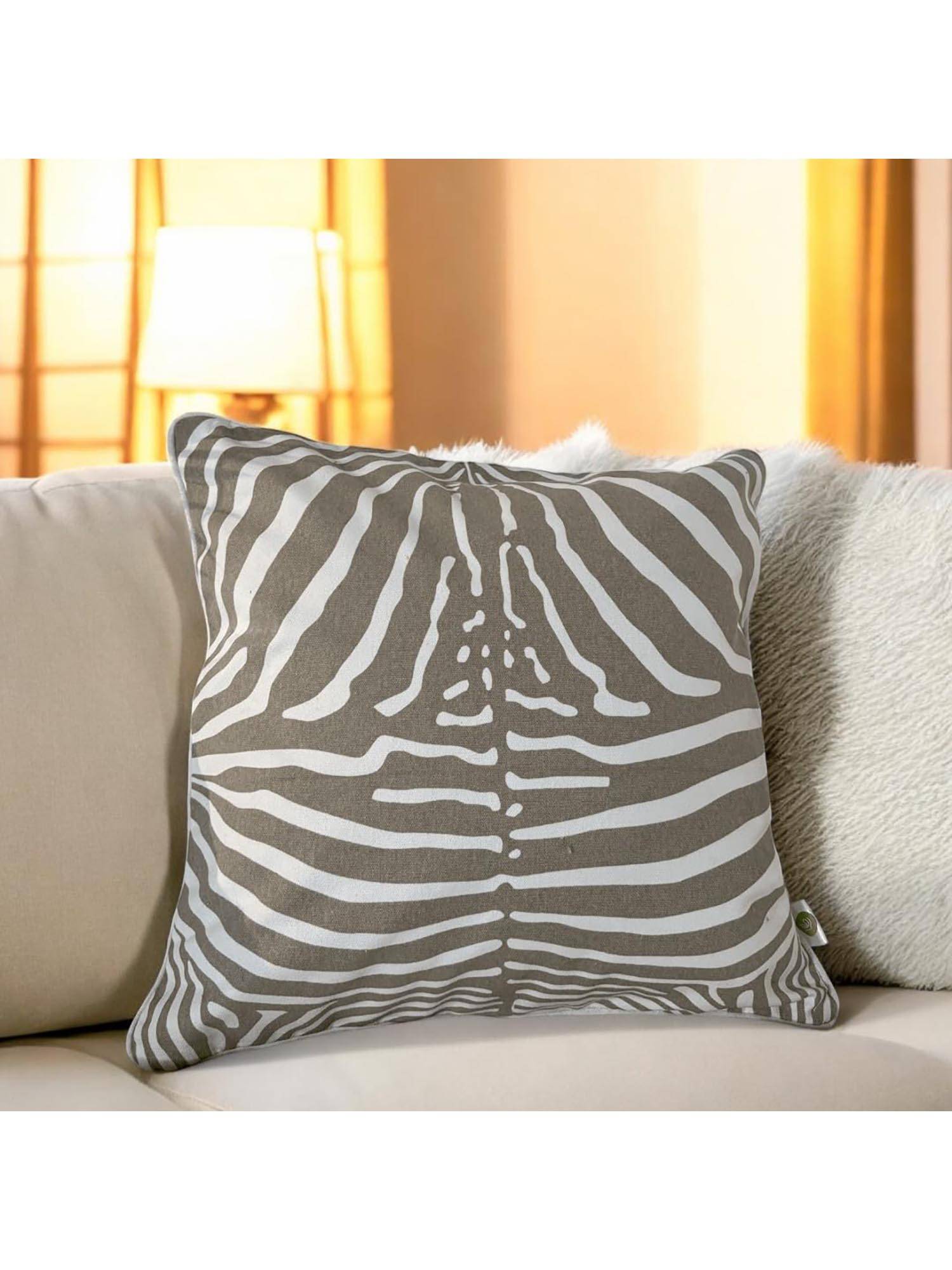 LUSHLYF Zebra Stripes Tufted Cushion Cover Handcrafted Tufted Design