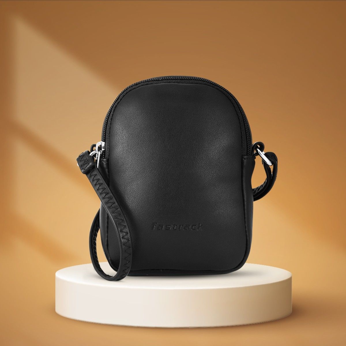 Buy Fastrack Black Quilted Small Sling Handbag Online At Best Price @ Tata  CLiQ