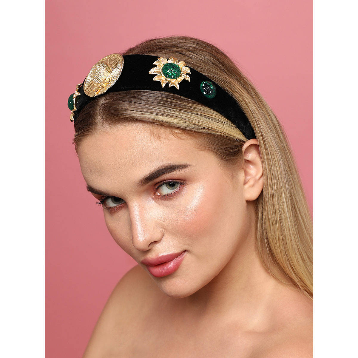 SOHI Green and Black Color Hair Band