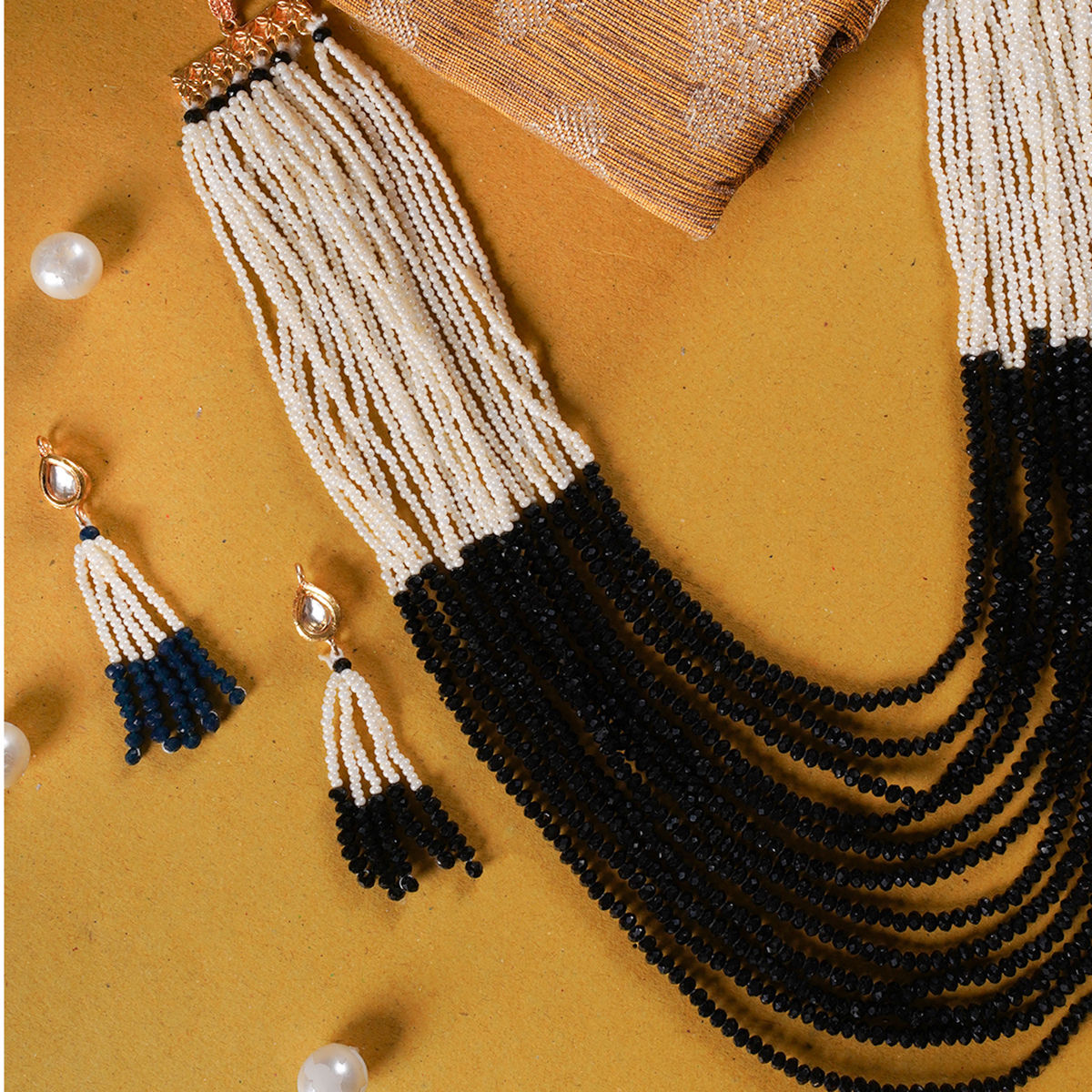 Natural Black Onyx Stone Gold Plated Earrings Necklace Set at Rs 6000/set  in Jaipur