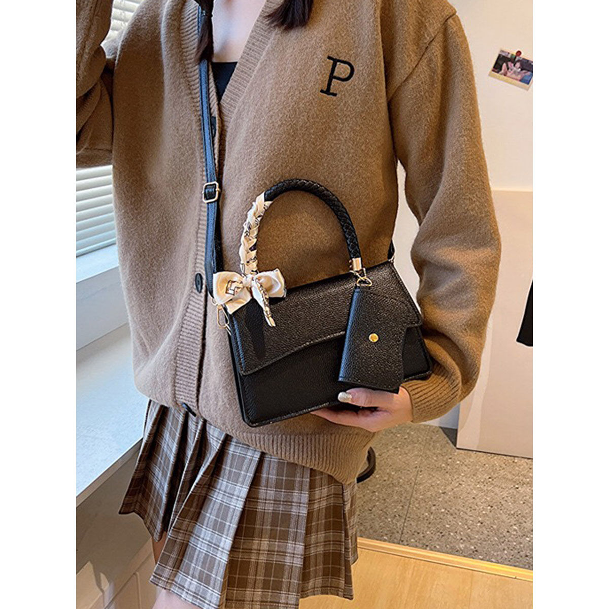 epine バッグribbon satin 2way body bag epine バッグribbon satin 2way body bag