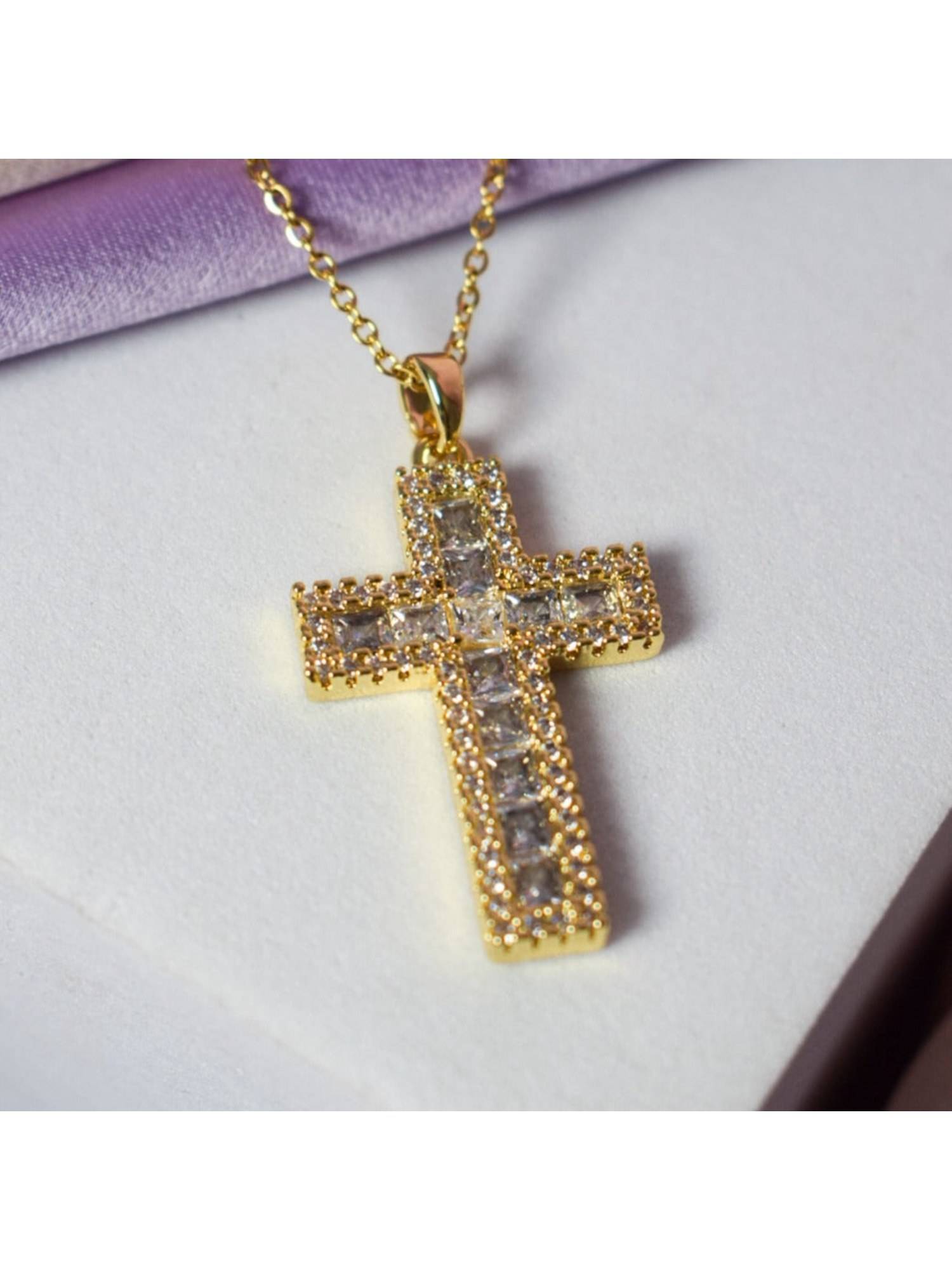 Cross pendant with necklace – Glitter Diamond Cross Necklace 5mm 51cm