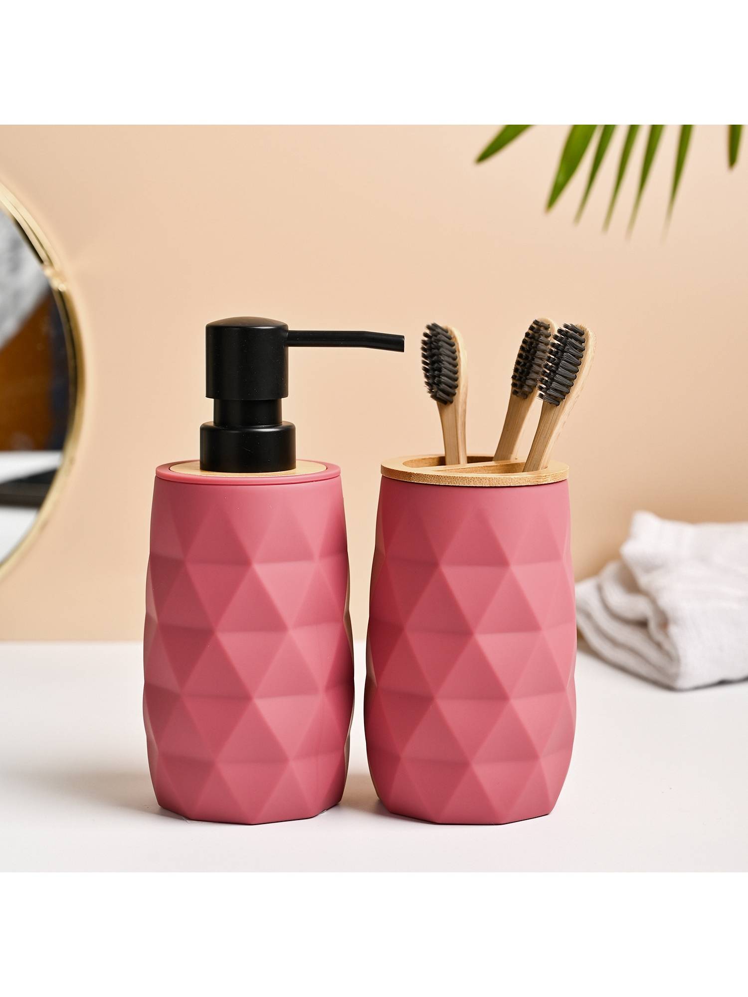 Voncasa Pink Plastic Bathroom Accessories (Pack of 2)