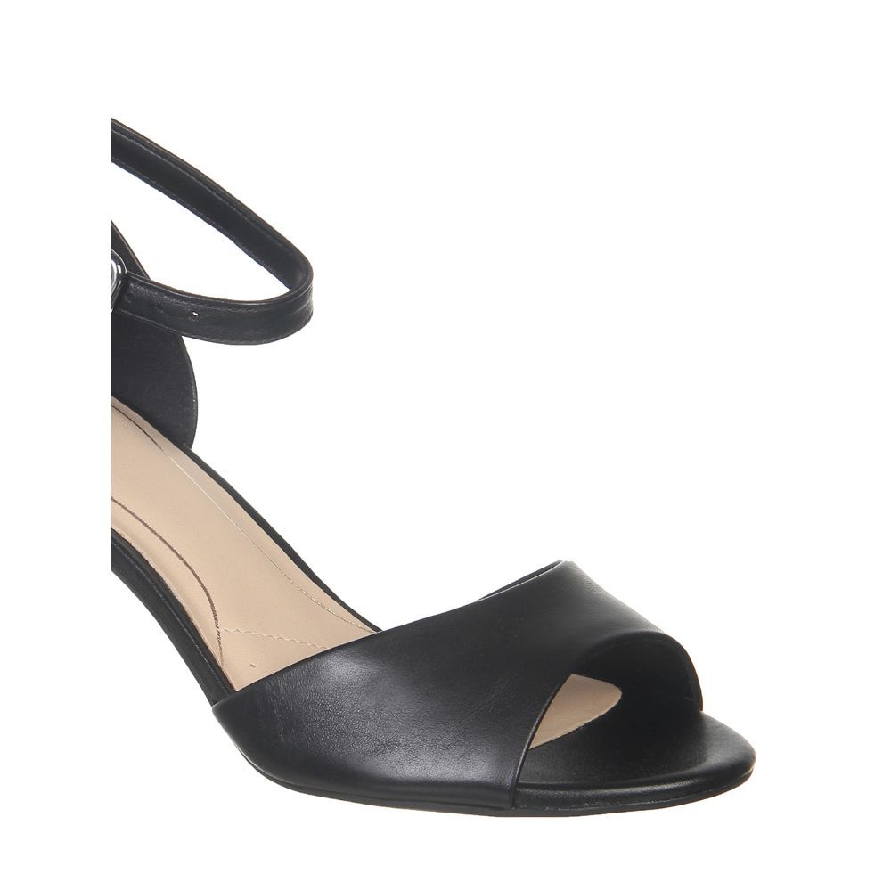 clarks laureti grace