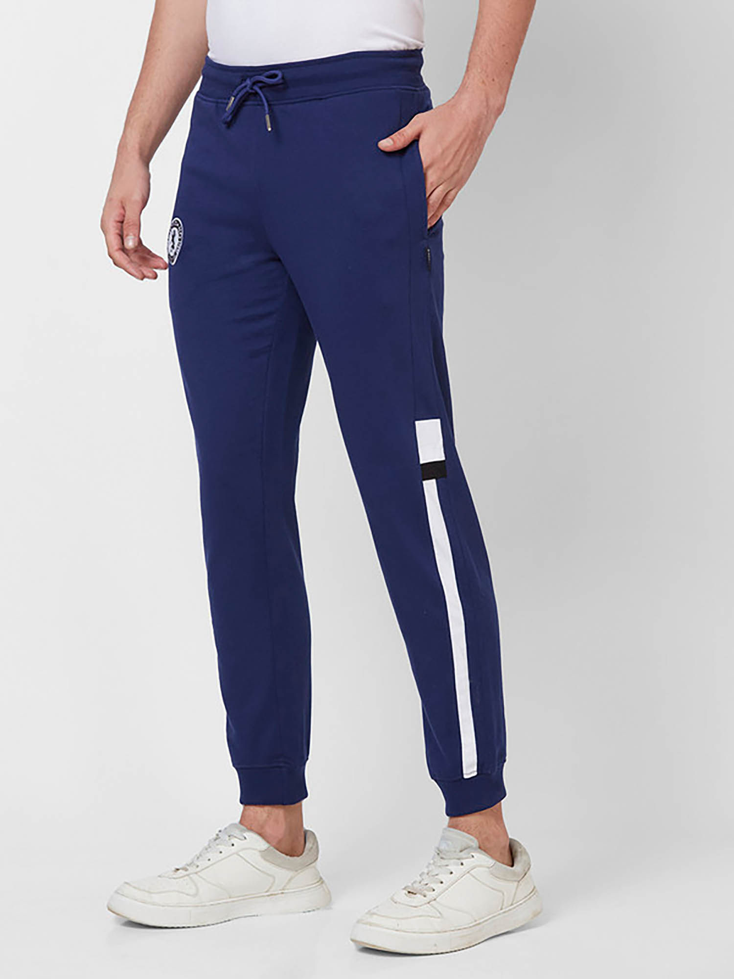 Buy Giordano Blue Slim Fit Solid Mid Waist Cotton Joggers Online