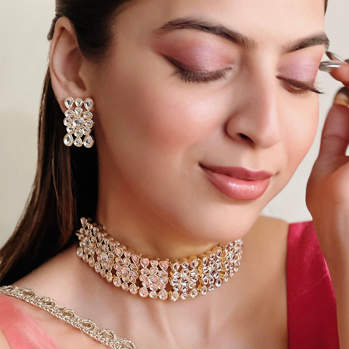 Nykaa choker store