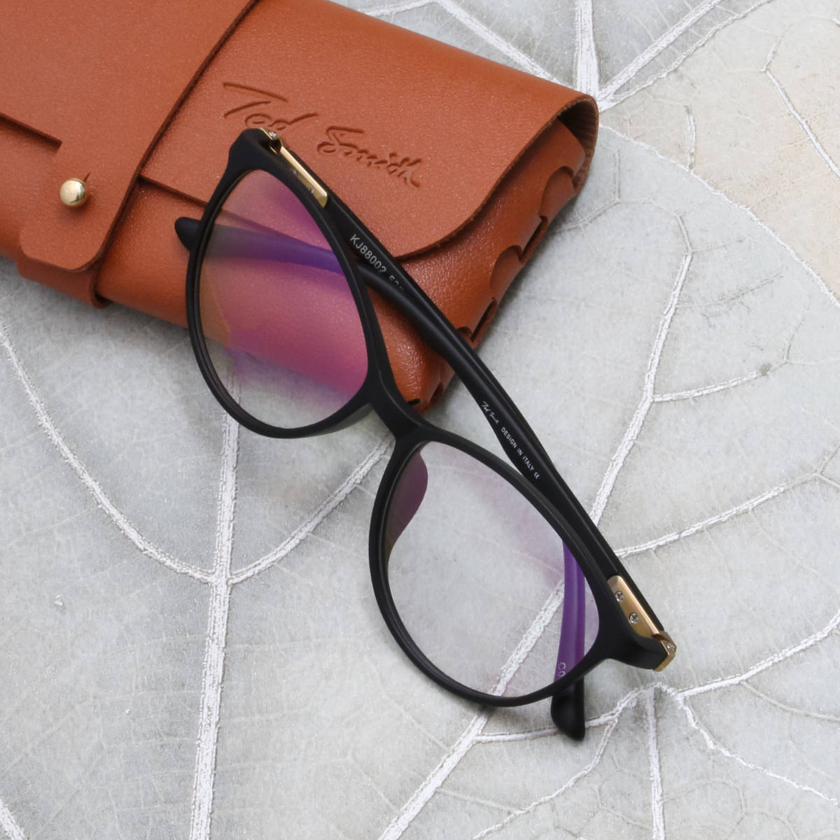 TED SMITH Unisex Matt Black Full Rim Cat Eye Frame