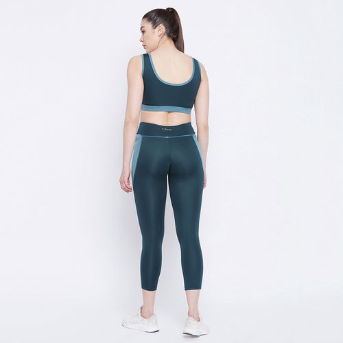 Buy Clovia Snug Fit Active Mid-Rise Ankle-Length Tights & Padded Non Wired  Sports Bra - Green Online