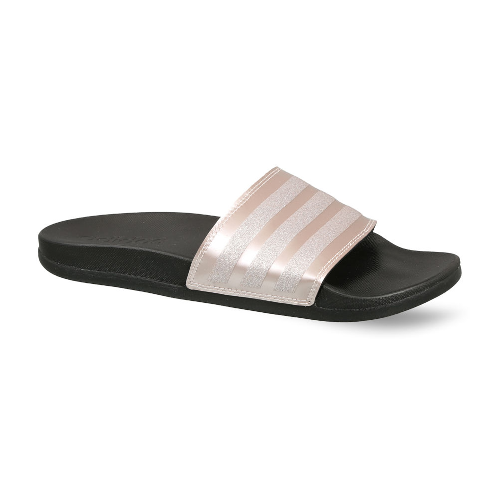 Travelers Love These Adidas Slides