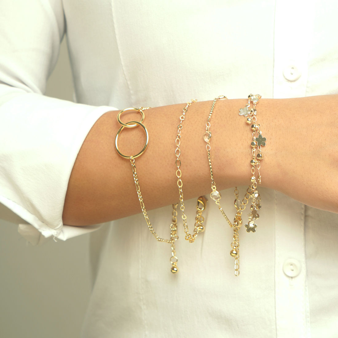 Multiple Coloured Gold Hand Bracelet in Ajah - Jewellery, Fundyola Apparel  | Jiji.ng