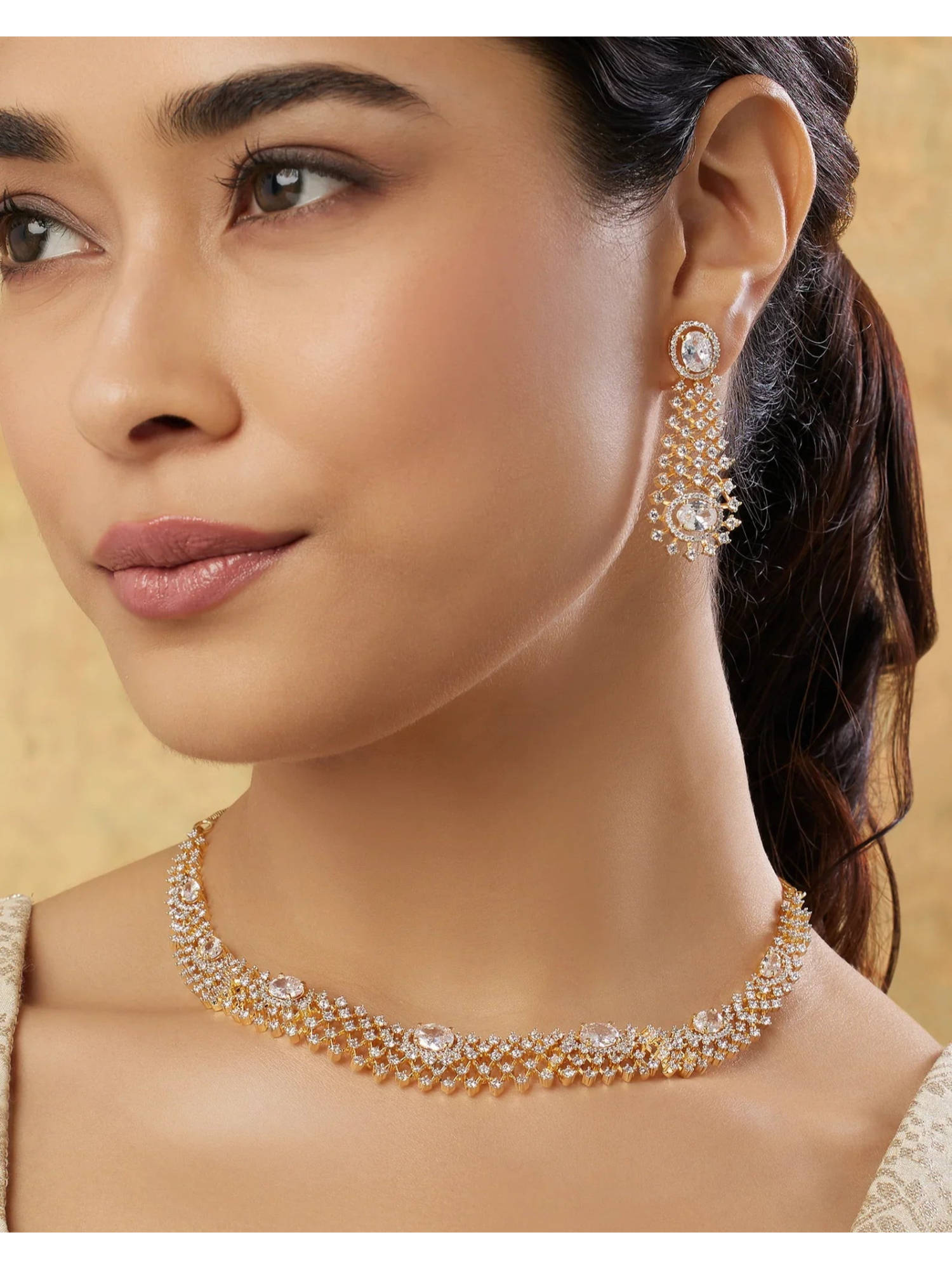 Indinoor White Kairvini Zircon Necklace with Earrings