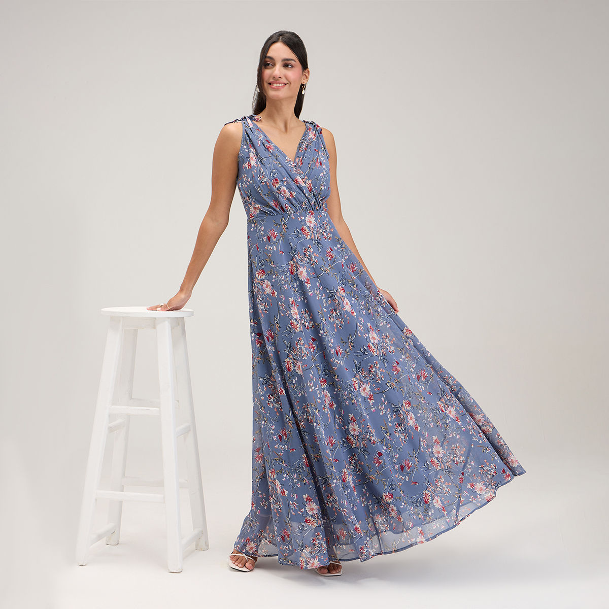 A-line Princess V-neck Floral Prom Dresses Long 3D Appliqued Lace Form –  SheerGirl