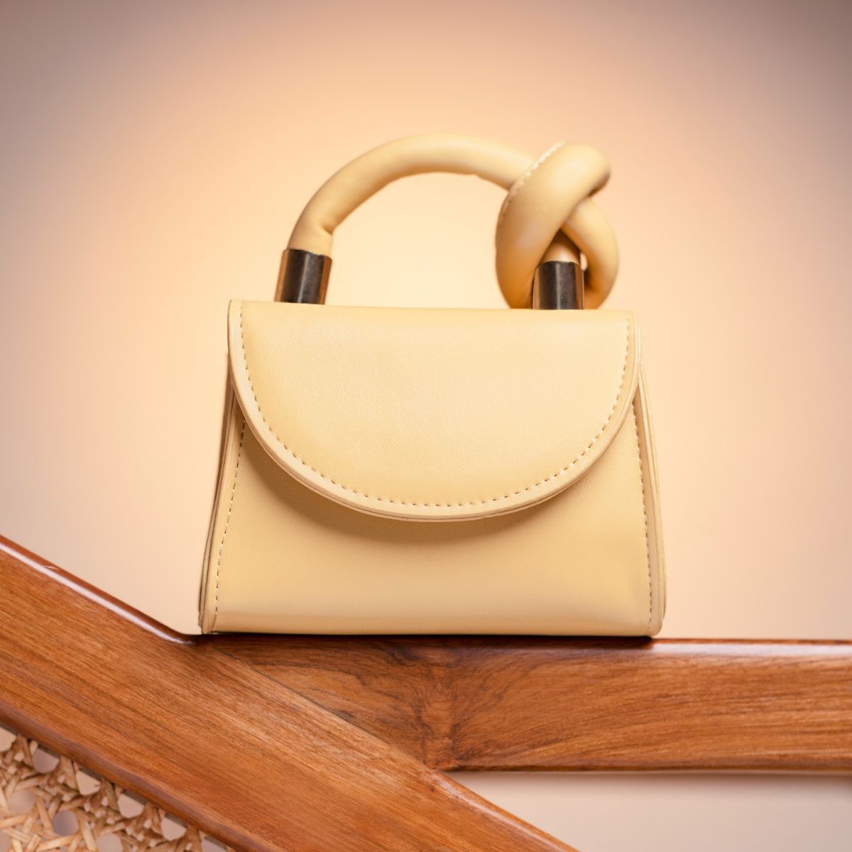 Best-Selling Chloé Nile Minaudière Bag – Inside The Closet