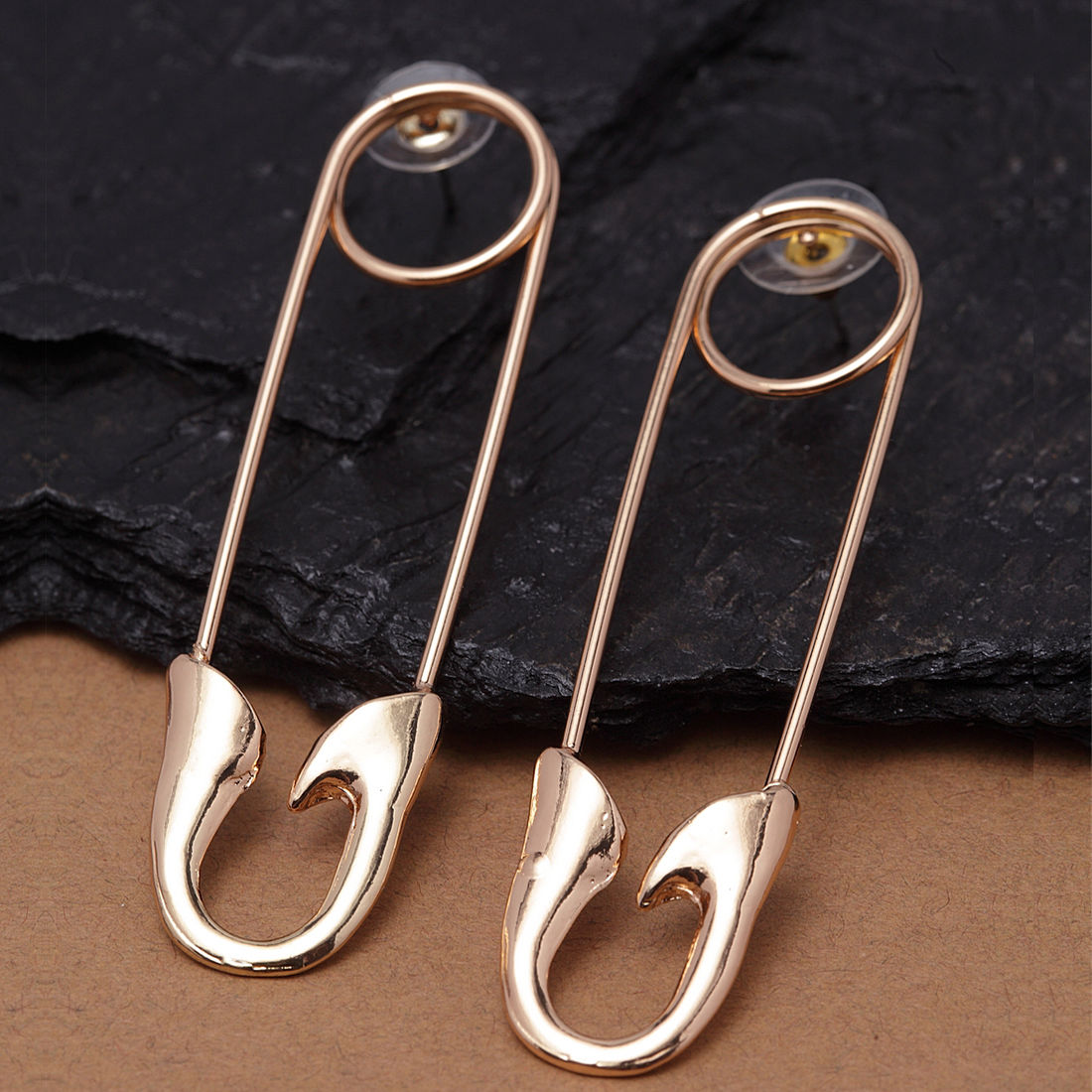 Details more than 90 safety pin earrings online india latest 3tdesign