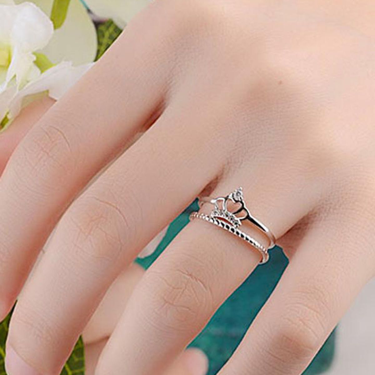 dc jewels Princess Zircon Silver Plated Cross Design Adjustable Ring for  Women(Silver) : Amazon.in: Jewellery