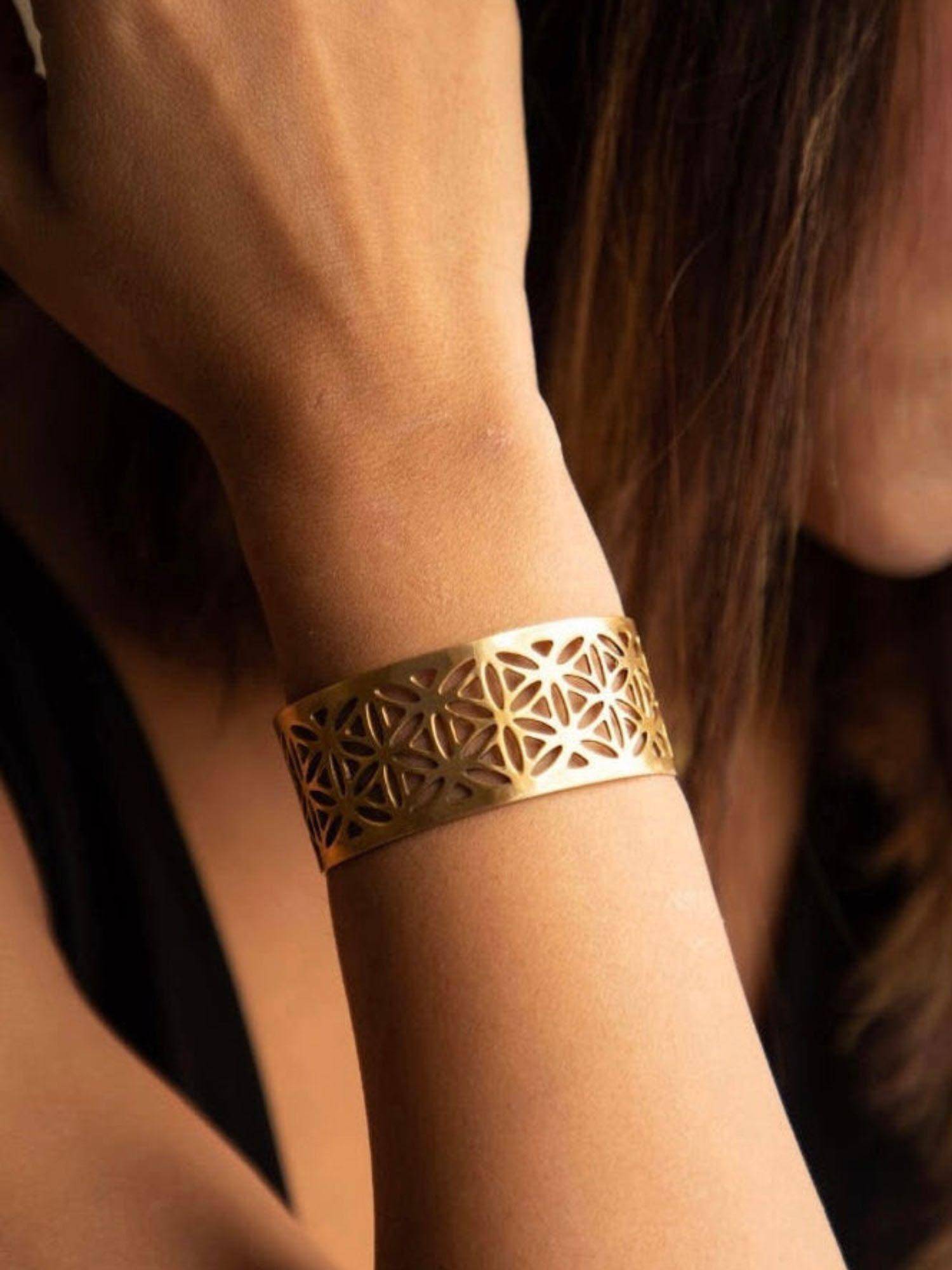 SOUL WORKS Flower Of Life Adjustable Cuff