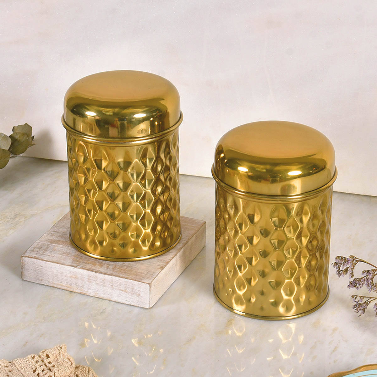 Living With Elan Gold Glamour Stainless Steel Airtight Container, 650Ml, (Pack Of 2)
