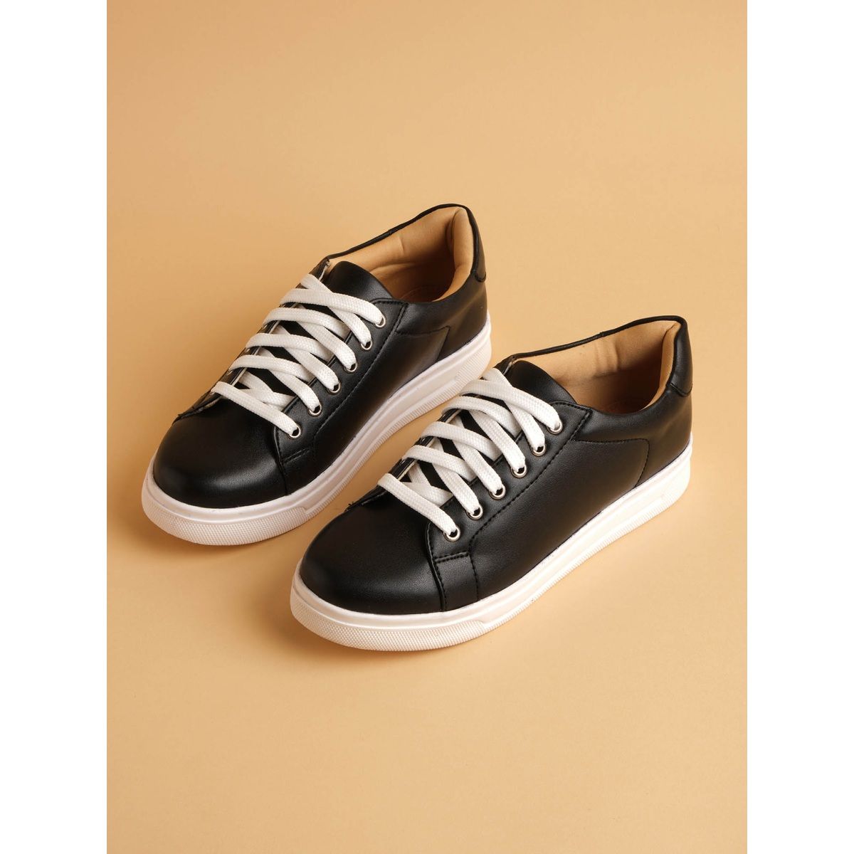 giana 2 sneakers | black + white main image 0
