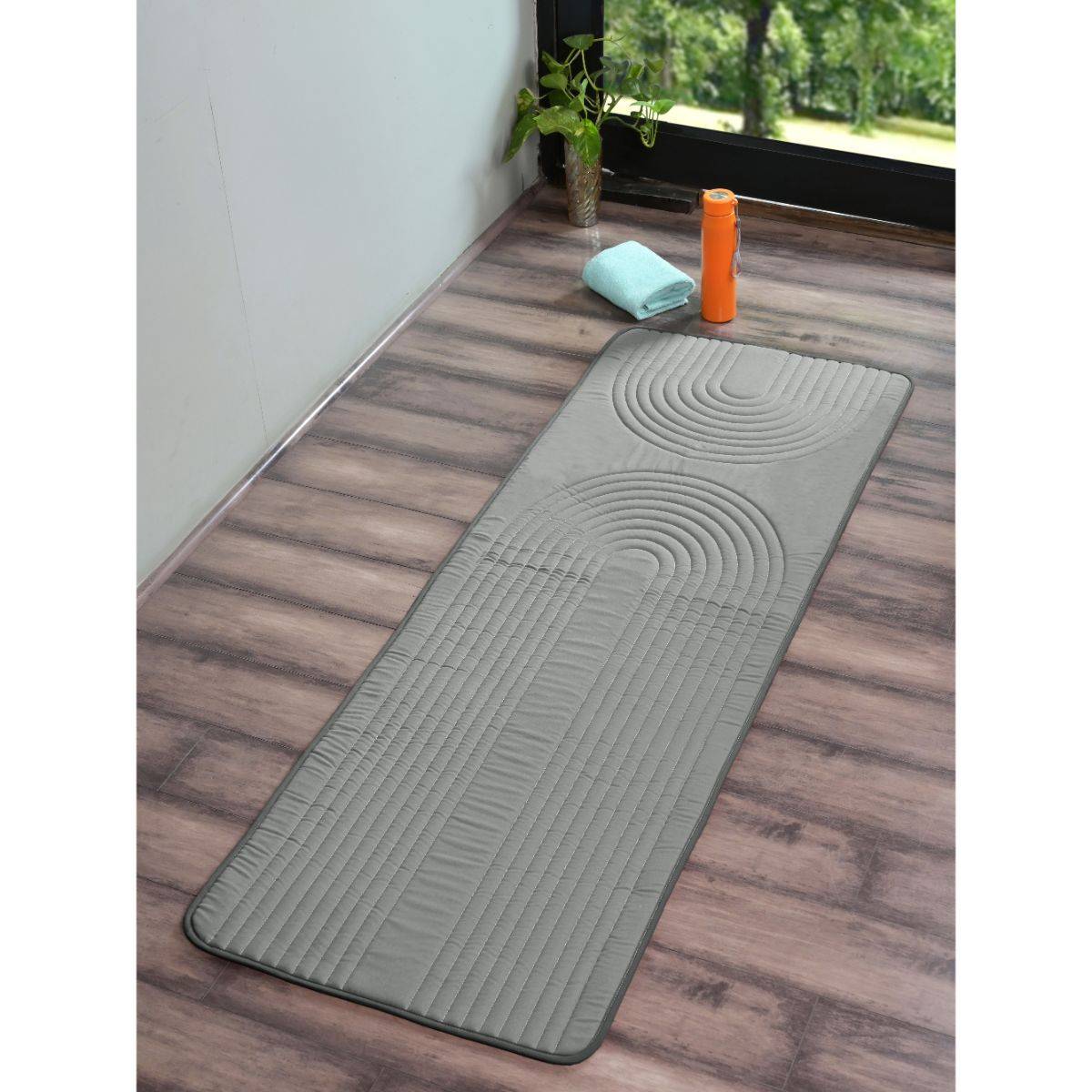 Saral Home Easy Living Grey Oval Micro Yoga Mat (2.5x5 feet)